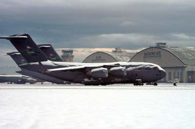 C-17snow1