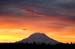 Mt_Rainier_sunrise002